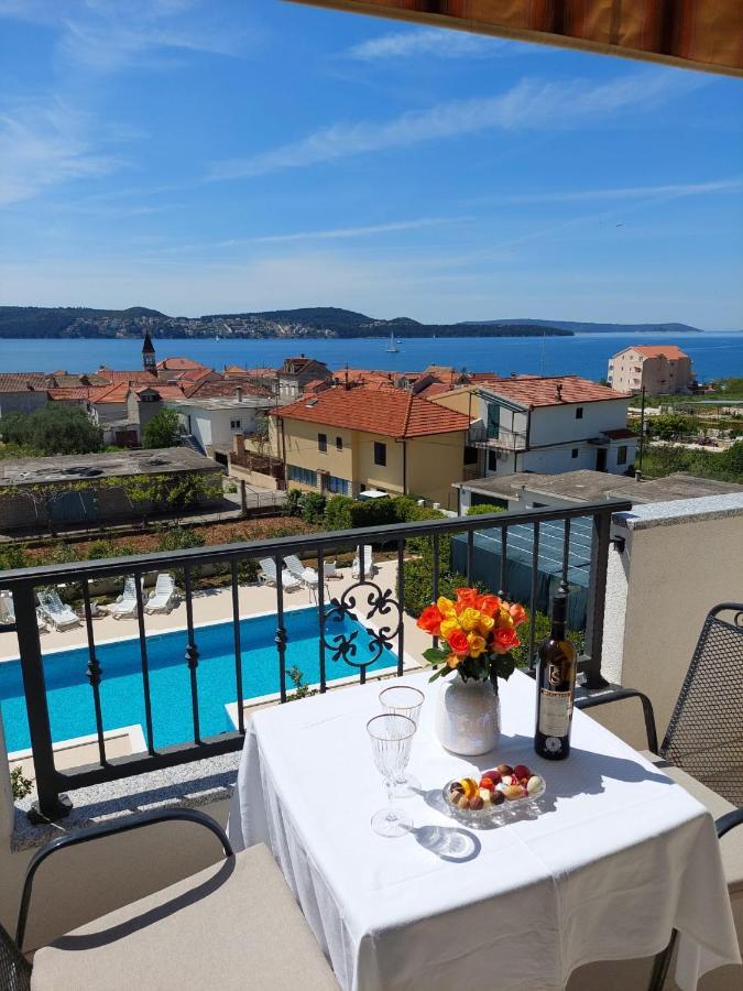 Apartments Zulim Trogir Exterior photo