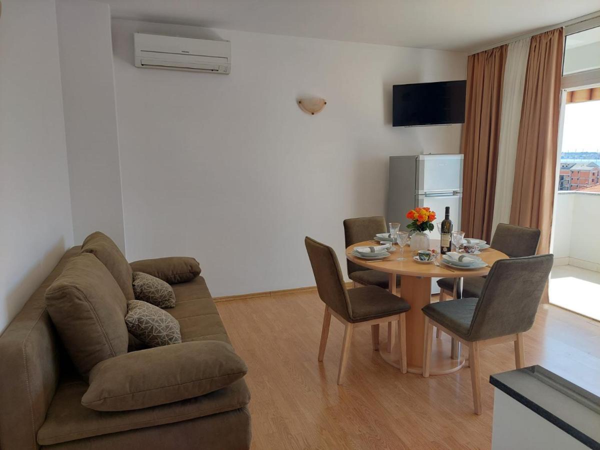 Apartments Zulim Trogir Exterior photo