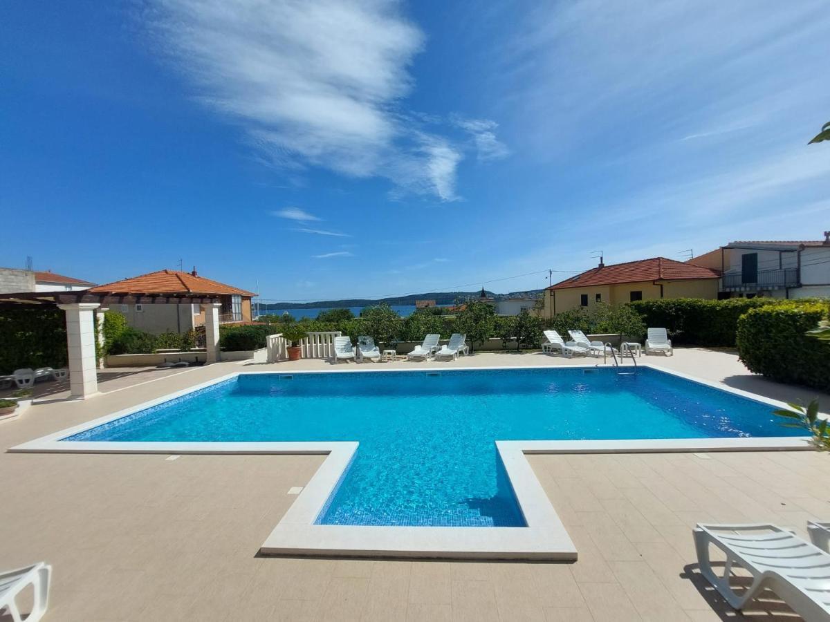Apartments Zulim Trogir Exterior photo