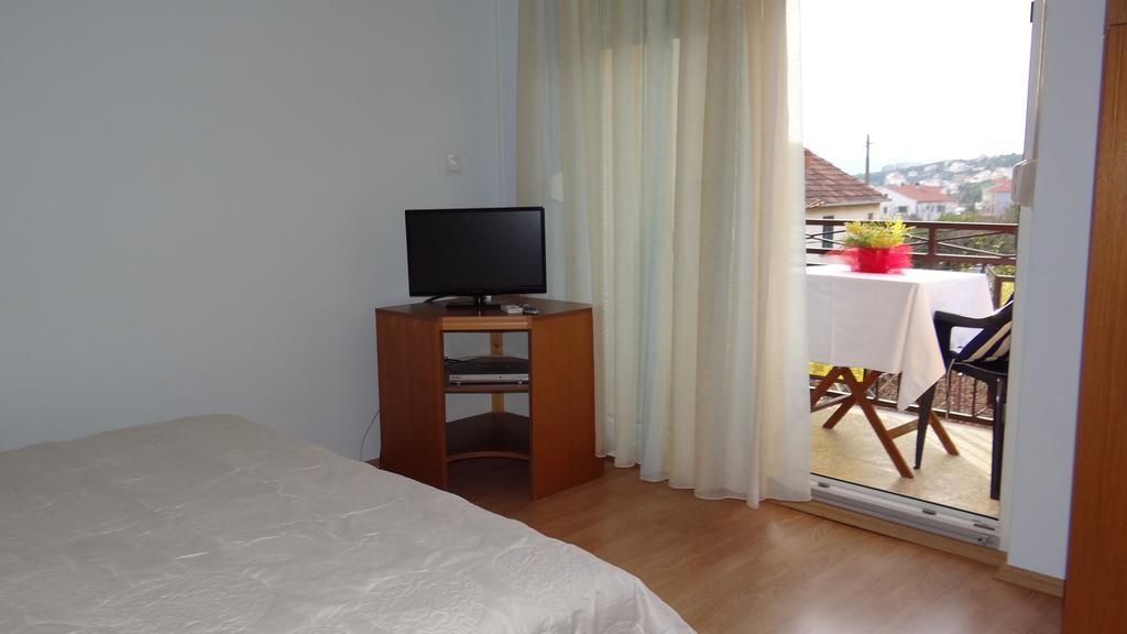 Apartments Zulim Trogir Room photo